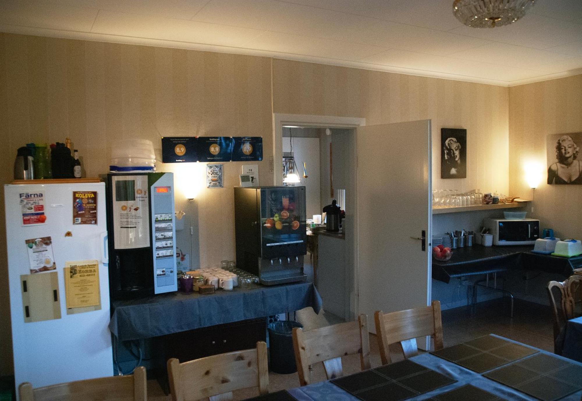 Solmyra 56 Gaesthem Bed and Breakfast Buitenkant foto